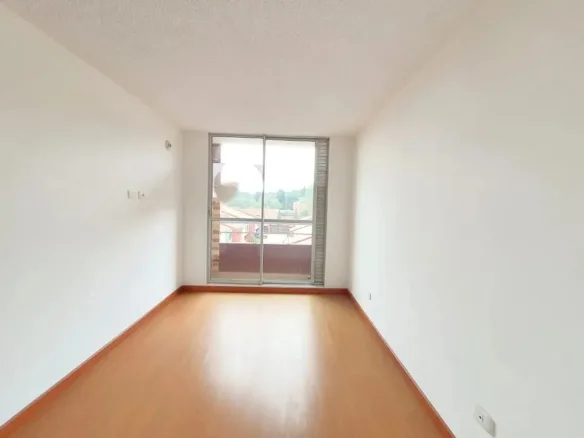 Apartamento en venta en el barrio La Virgen Madrid3