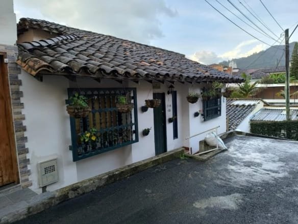Casa en venta en El Retiro Antioquia1