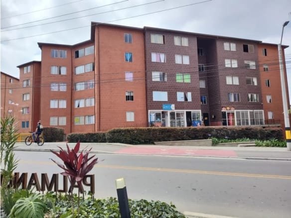 Se vende apartamento ubicado en El Retiro2